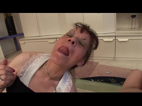 ❤️ Két nagymama és egy nagypapa hármasban ❤ Csak pornó at hu.com-fullporner.ru ️❤